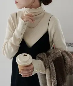 DISCOAT リブ袖口ボタン タートルネック プルオーバー アイボリー