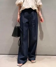 Mila Owen ストレートタックデニムパンツマシーンウォッシャブル
