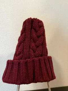 ケーブル編み バーガンディ ビーニー帽子