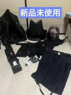 ほぼ新品》剣道 学生・成人用防具一式（防具袋付）日武振 - メルカリ