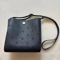 TOMMY HILFIGER ネイビー ショルダーバッグ レディースのサムネイル