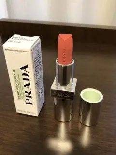 【新品未使用品】PRADA モノクロームSMウェイトレスリップカラー P155