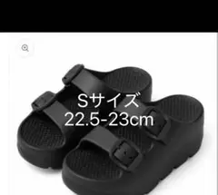 【新品未使用】鈴木亜美さん リラックス　サンダル　黒　Sサイズ スリッパのサムネイル