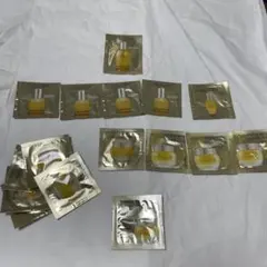 L'OCCITANE イモーテルディヴァインシリーズ　スキンケアサンプルセット