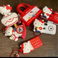 ハローキティ　レトロ　キーホルダー ハローキティ 90s カラフルソーダキーホルダー 3種 - メルカリ