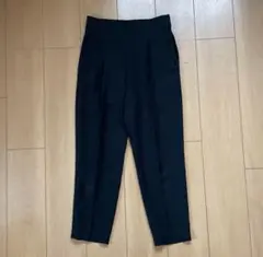 黒 カジュアルパンツ