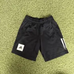 adidas ブラック ハーフパンツ 140cm