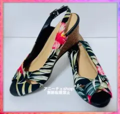 クロッシー サンダル 花柄 Lサイズ 7cmヒールのサムネイル
