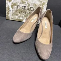 美品！欲しかったSEVEN TWELVE XXX パンプスのサムネイル