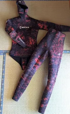 Item thumbnail for item 7d63739b-1cf0-4e7b-b972-a57bc6bb3a77