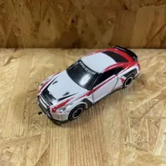 トミカハイパーレスキュー　ドライブベッド　日産GT-R 機動救急警察専用車のサムネイル