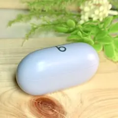 Beats Solo Buds 　ケースのみのサムネイル