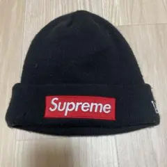 Supreme ニット帽 黒色 World Famous刺繍