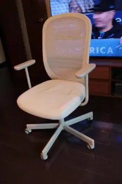 IKEA HATTEFJALL オフィスチェア アームレスト付き 手渡し 廃盤品 HATTEFJÄLL office chair with armrests, Gunnared beige/white - IKEA CA