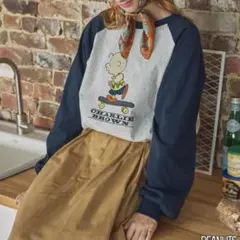PEANUTS チャーリーブラウン　レディース　長袖Tシャツ　ゆったり　長袖