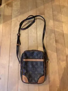 LOUIS VUITTON モノグラム ショルダーバッグ