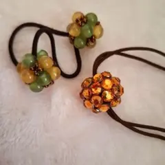 花形とオレンジビーズのヘアゴムセット