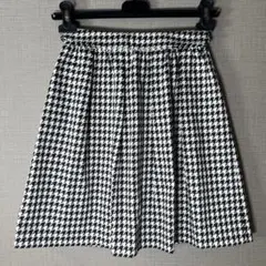 美品【組曲 KUMIKYOKU】千鳥格子 フレアスカート(S1) きれいめ