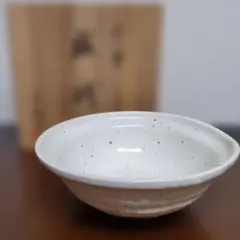 Item thumbnail for item 4872ceea-47f9-486a-b493-8a9b5dd5f63b