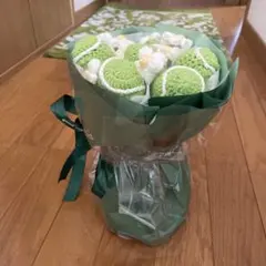 テニスボールの編み物ブーケのサムネイル