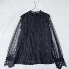 ブルーイースト| エンブロイダリーレースブラウス【1】透け感 上品 ブラックのサムネイル