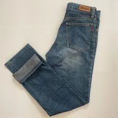 Item thumbnail for item 4e3889ff-9f92-4479-9cb6-772c640ae8ed