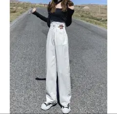 ホワイト　デニム　ハイウエスト　韓国