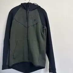 Nike フルジップフーディ グレー/ダークグリーン