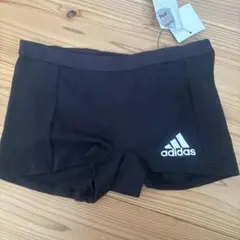 新品 adidas ハーフショーツ ブラック Sのサムネイル