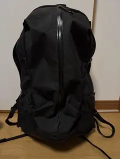☆美品☆アークテリクス　アロー22 リュック　パックパック　ブラック　廃盤 アークテリクス(ARC'TERYX)|アロー22バックパック|HARDOFFオフ