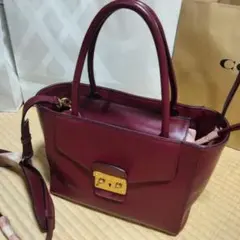 ミュウミュウ 新品未使用　バーガンディ レザー 2WAY ショルダーバッグ