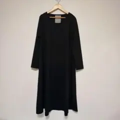 ビアズリー beardsley Aライン　ストレッチ　ワンピース