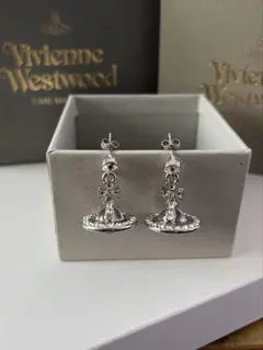 Vivienne Westwood オーブ ドロップ ピアス クリア Vivienne Westwood オーブ ドロップ ピアス クリア - メルカリ
