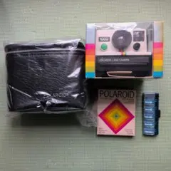 ​未開封Polaroid 1000 ランドカメラ フルセット ケース・フィルム等