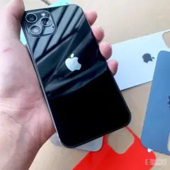 iPhone13Pro　バックガラスフィルム 背面フィルム　ブラック色