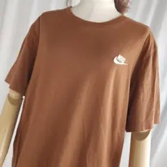 L ナイキ 半袖 Tシャツ ブラウン 茶 ワンポイント ロゴ 刺繍 古着