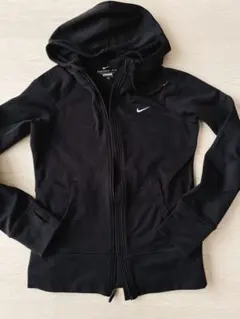 ☆ナイキ　NIKE あったかブラックパーカー☆