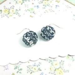 No.1105☆ツイードボール（ブラック） ピアス イヤリング マスクチャーム