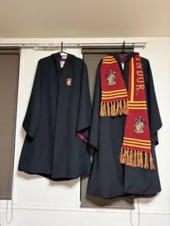 3日間限定価格！公式ハリーポッター ローブ＆杖＆マフラーセット ユニバ、USJ