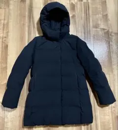 美品　UNIQLO シームレスショートダウン　ブラック黒　ダウンコート　S