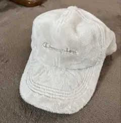 Champion ファーキャップ　ホワイト