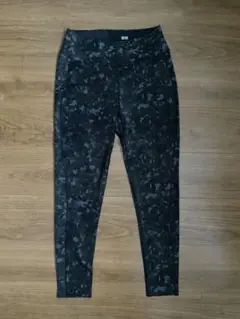 ユニクロ　ヨガパンツ　レギンス　L