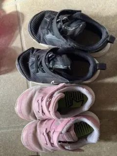 Nike スニーカー ピンク 黒 22.5cm