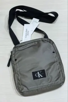 Item thumbnail for item 7f8a7dc9-ecb4-46f9-9fbd-9dd0170f7657