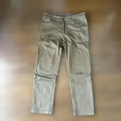 カーキ ストレートレッグ チノパン