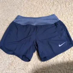 ナイキ ショートパンツ サイズS