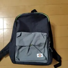 Dickies　子供用リュックのサムネイル