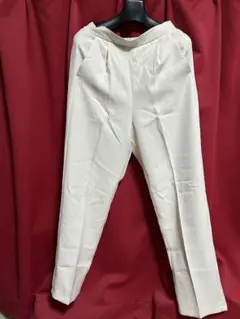 moment+ センタープレス テーパード スラックスパンツ ホワイト