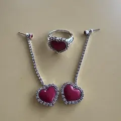 スワロフスキー　リングとピアス　セット