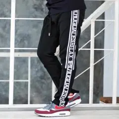 【美品】1PIU1UGUALE3 RELAX ジャージサイドライントラックパンツ